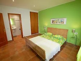 Calamar Hotel *